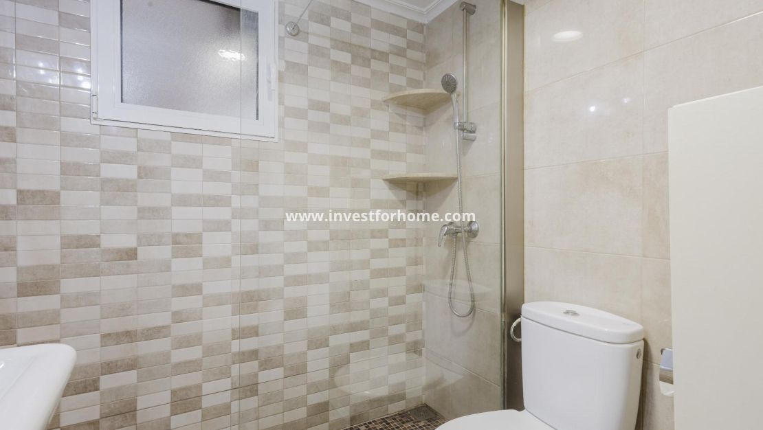 Försäljning - Lägenhet - Torrevieja - Costa Blanca