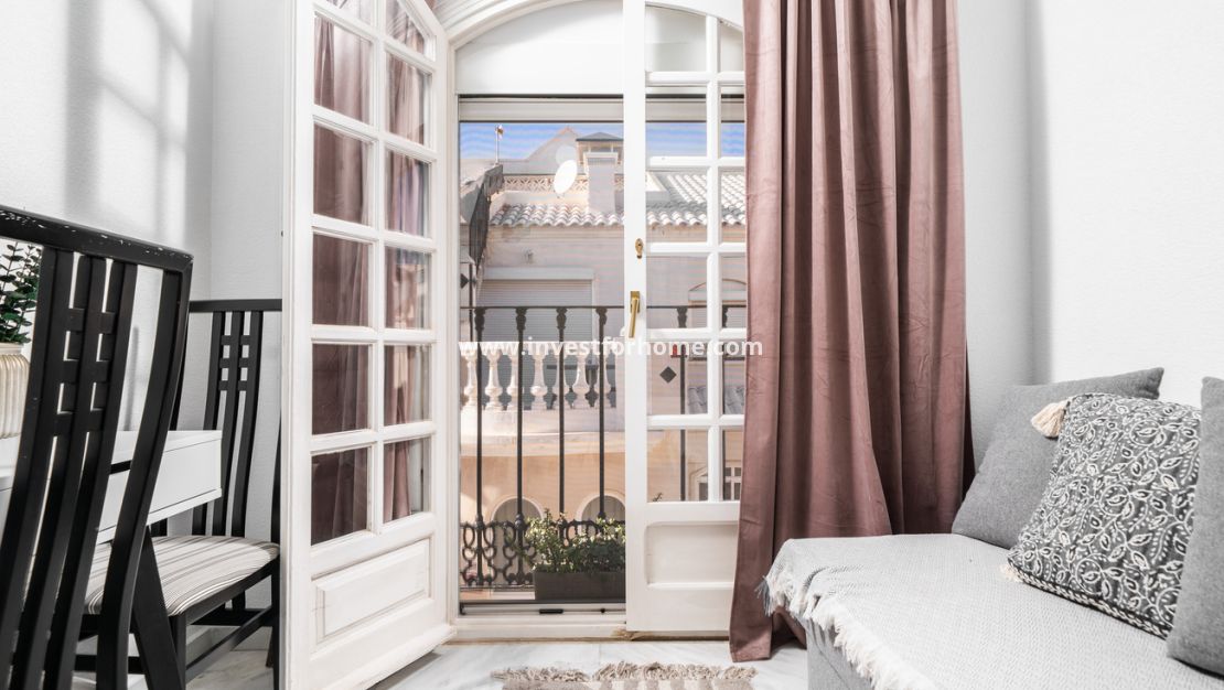 Försäljning - Lägenhet - Torrevieja - Costa Blanca