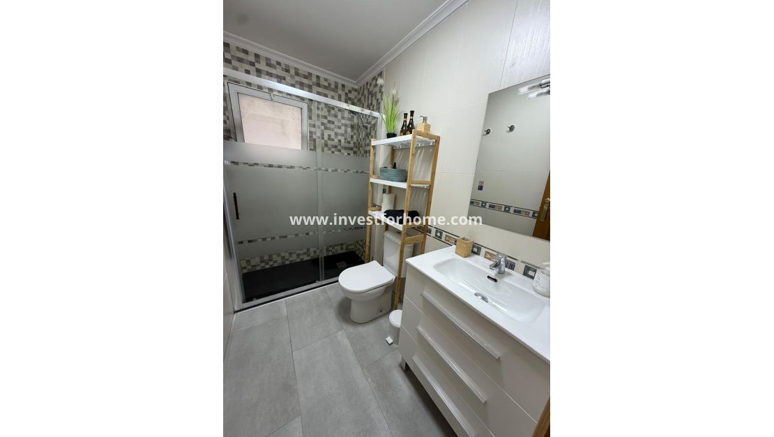 Försäljning - Lägenhet - Torrevieja - Costa Blanca