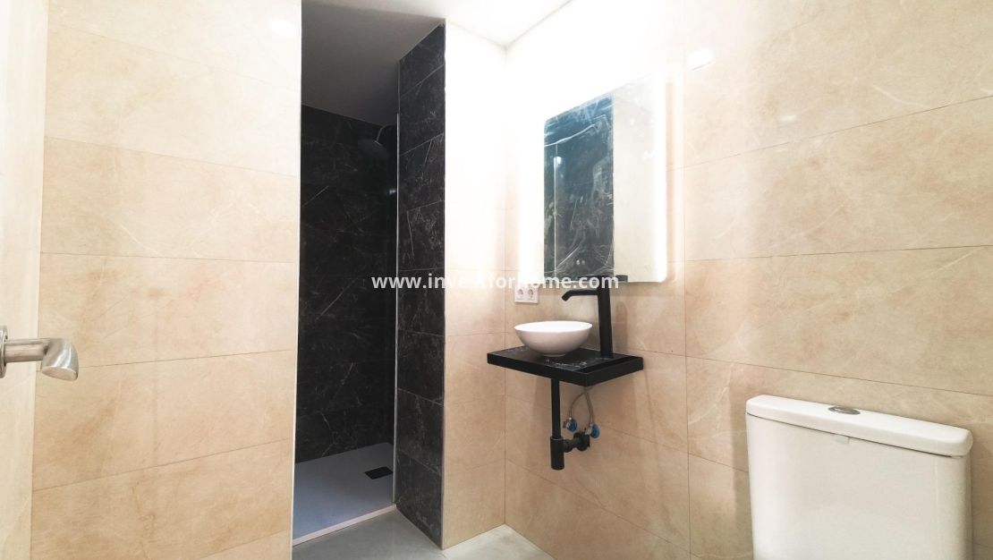 Försäljning - Lägenhet - Torrevieja - El Acequión - Los Náufragos