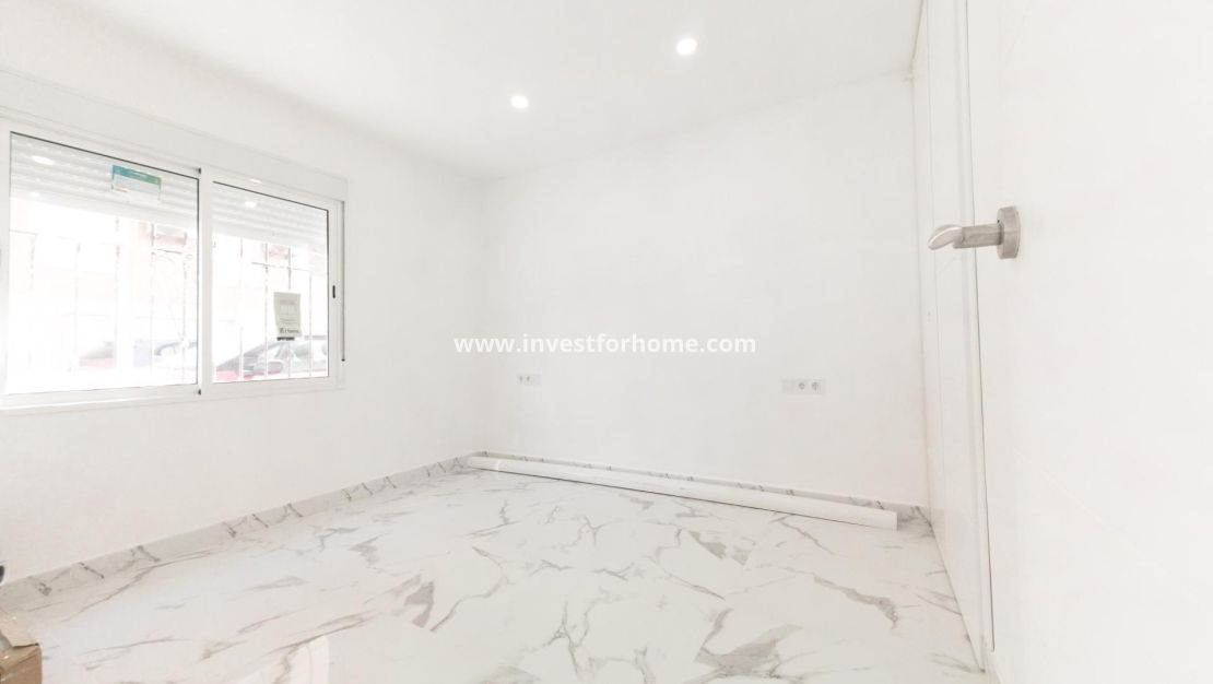 Försäljning - Lägenhet - Torrevieja - El Acequión - Los Náufragos