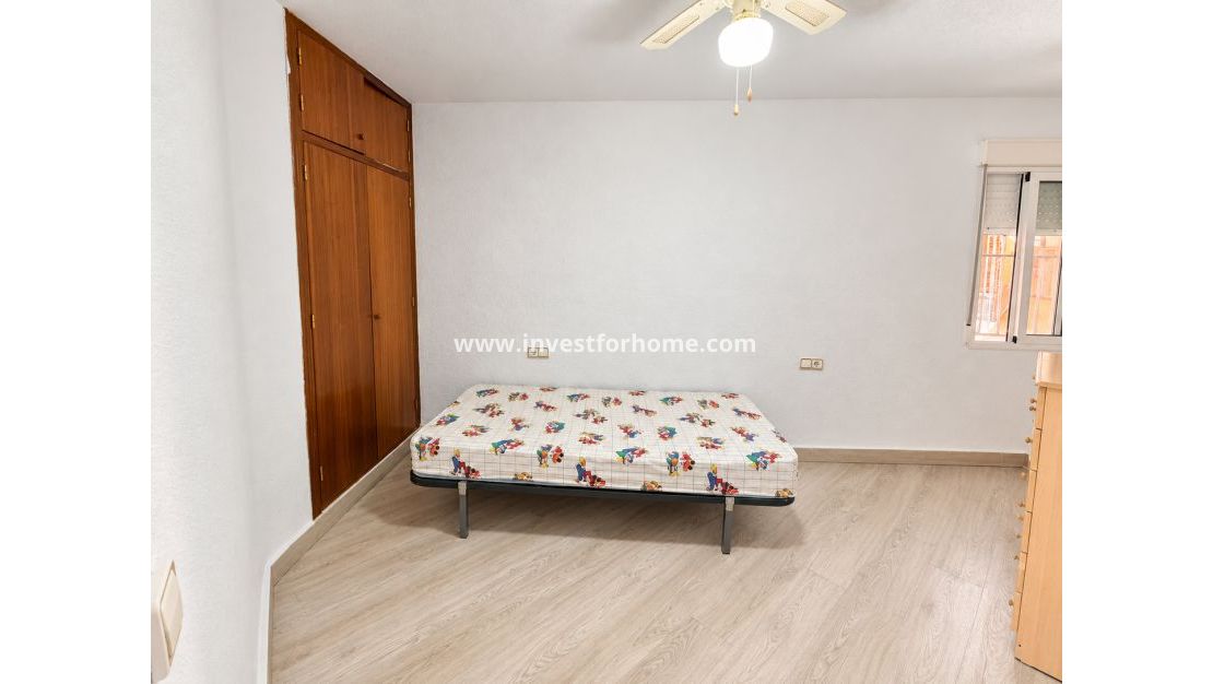 Försäljning - Lägenhet - Torrevieja - El Acequión - Los Náufragos