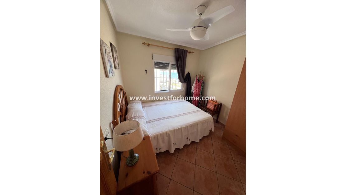 Försäljning - Lägenhet - Torrevieja - Eliseos Playa