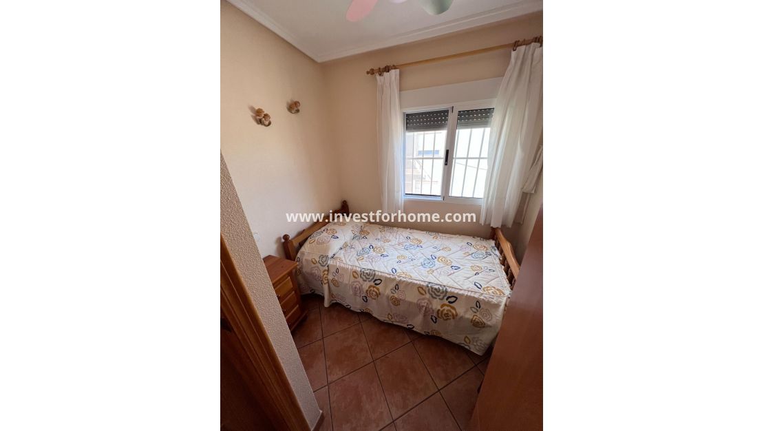 Försäljning - Lägenhet - Torrevieja - Eliseos Playa