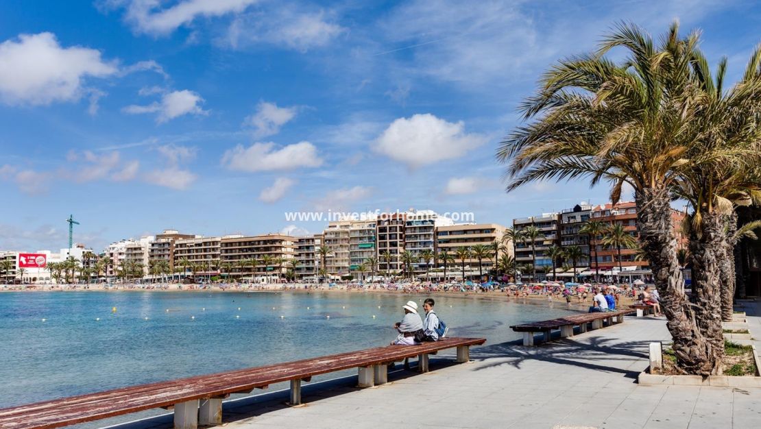 Försäljning - Lägenhet - Torrevieja - Estacion De Autobuses