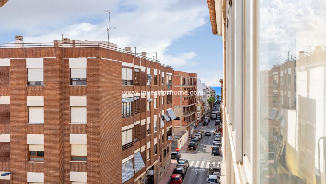 Försäljning - Lägenhet - Torrevieja - Estacion De Autobuses