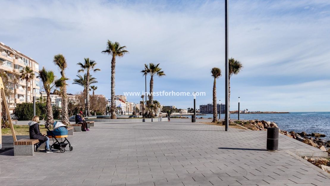 Försäljning - Lägenhet - Torrevieja - Estacion De Autobuses