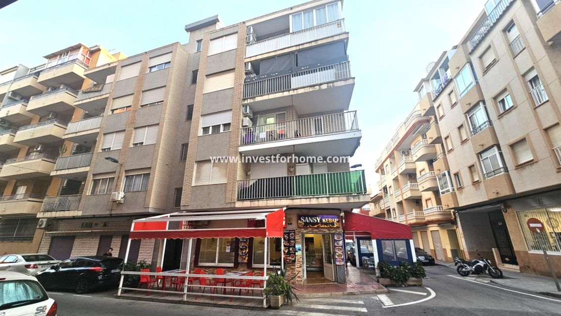 Försäljning - Lägenhet - Torrevieja - Estacion De Autobuses