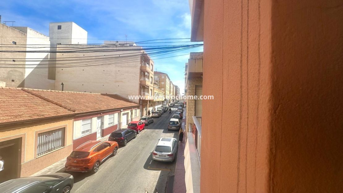 Försäljning - Lägenhet - Torrevieja - Estacion De Autobuses