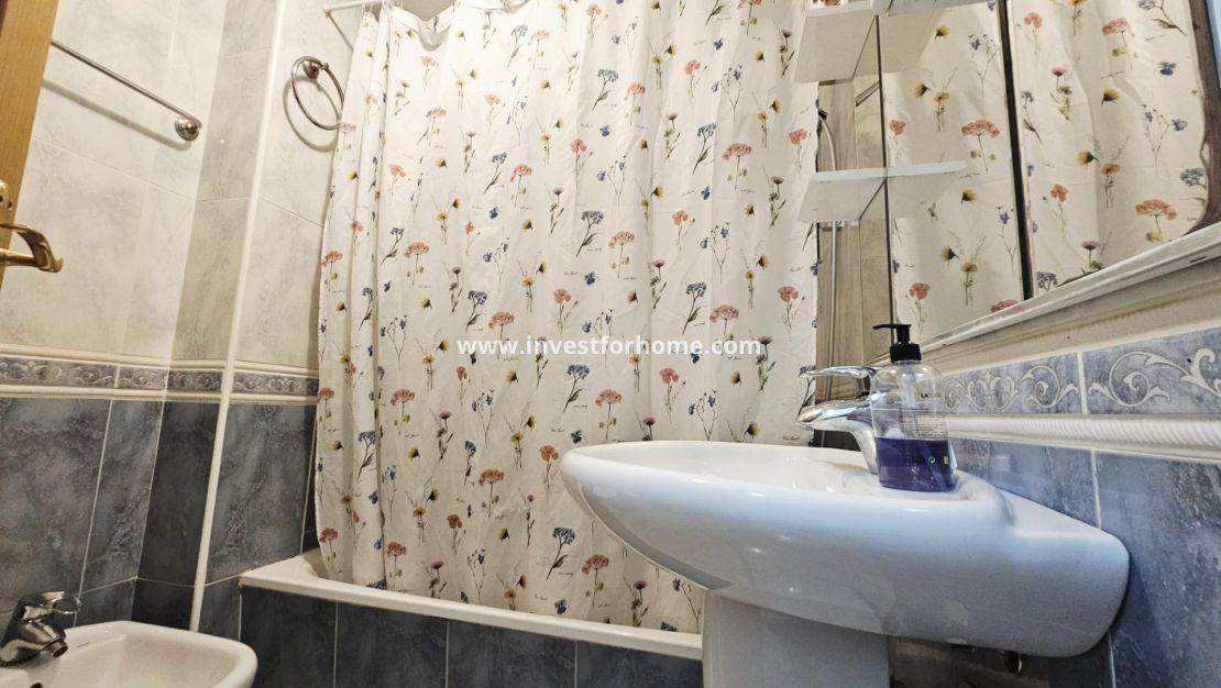 Försäljning - Lägenhet - Torrevieja - Estacion De Autobuses