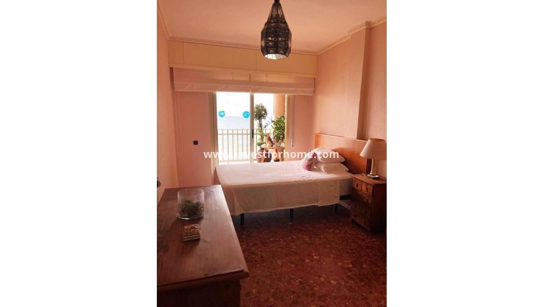 Försäljning - Lägenhet - Torrevieja - Estacion De Autobuses