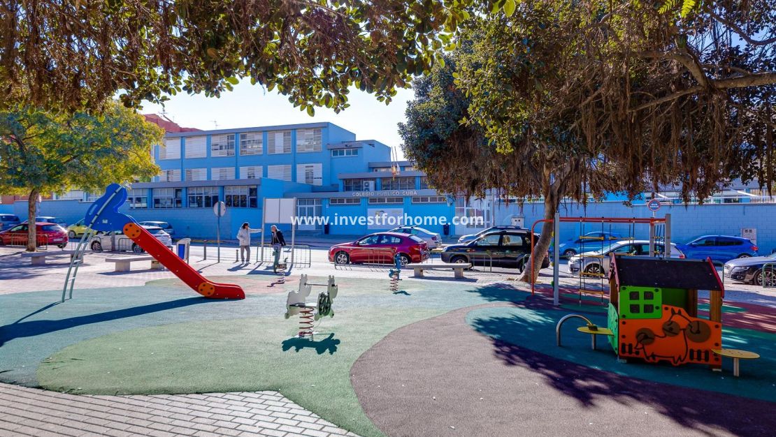 Försäljning - Lägenhet - Torrevieja - Estacion De Autobuses