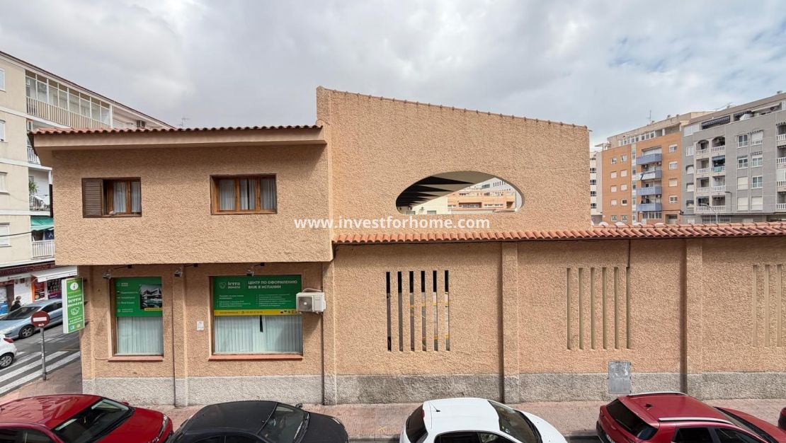 Försäljning - Lägenhet - Torrevieja - Estacion De Autobuses