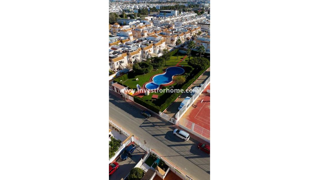 Försäljning - Lägenhet - Torrevieja - La Siesta - El Salado - Torreta