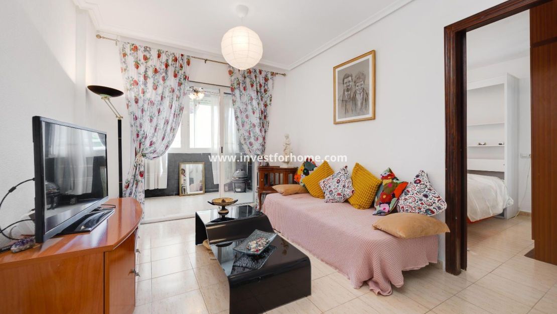 Försäljning - Lägenhet - Torrevieja - La Siesta - El Salado - Torreta