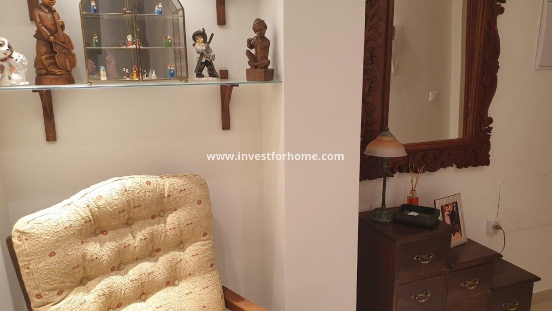 Försäljning - Lägenhet - Torrevieja - Las Piscinas Naturales