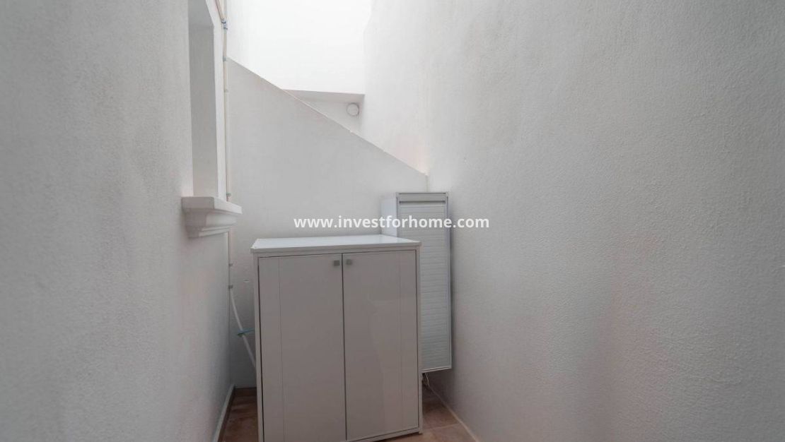 Försäljning - Lägenhet - Torrevieja - Los Balcones - Los Altos Del Edén