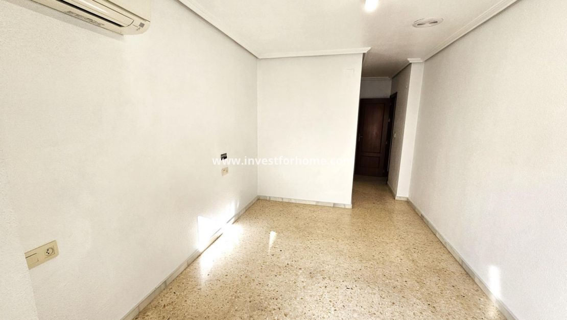 Försäljning - Lägenhet - Torrevieja - Los Balcones