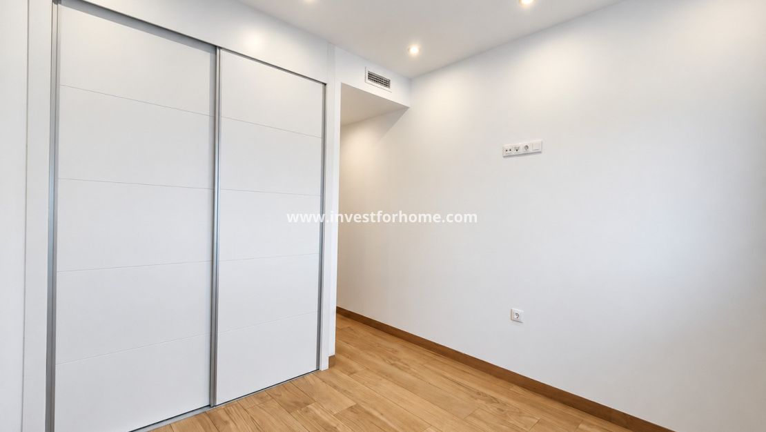 Försäljning - Lägenhet - Torrevieja - Los Balcones