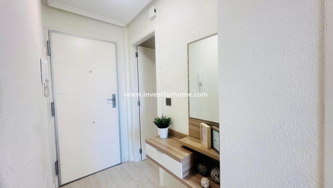 Försäljning - Lägenhet - Torrevieja - Nueva Torrevieja - Aguas Nuevas