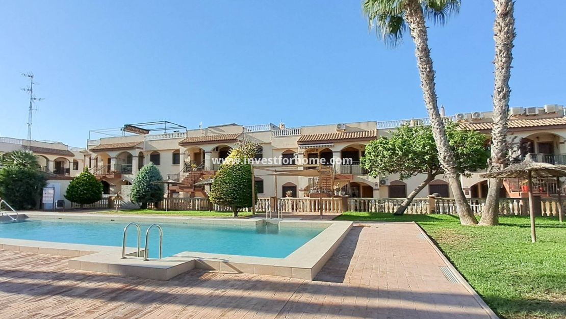 Försäljning - Lägenhet - Torrevieja - Parque Acuático - Sector 25