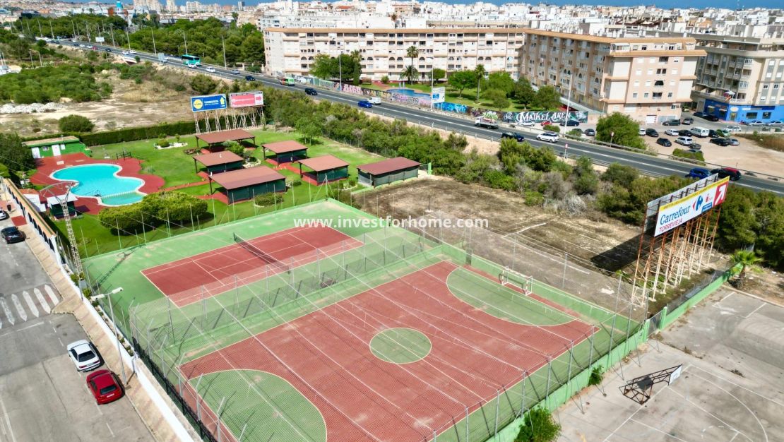 Försäljning - Lägenhet - Torrevieja - Parque Las Naciones