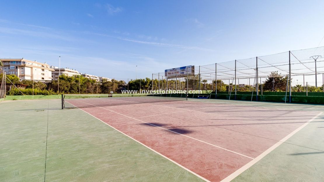 Försäljning - Lägenhet - Torrevieja - Parque Las Naciones