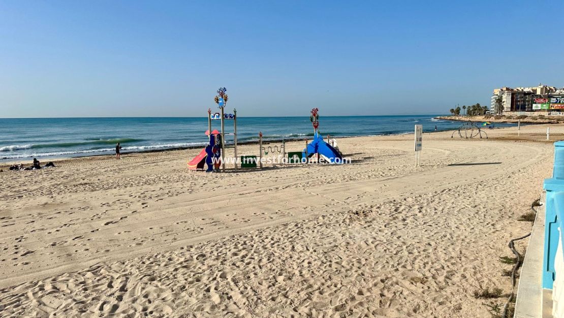 Försäljning - Lägenhet - Torrevieja - Playa de los Locos