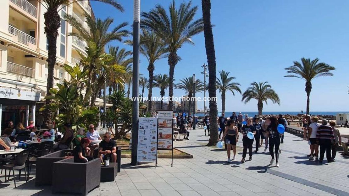 Försäljning - Lägenhet - Torrevieja - Playa de los Locos