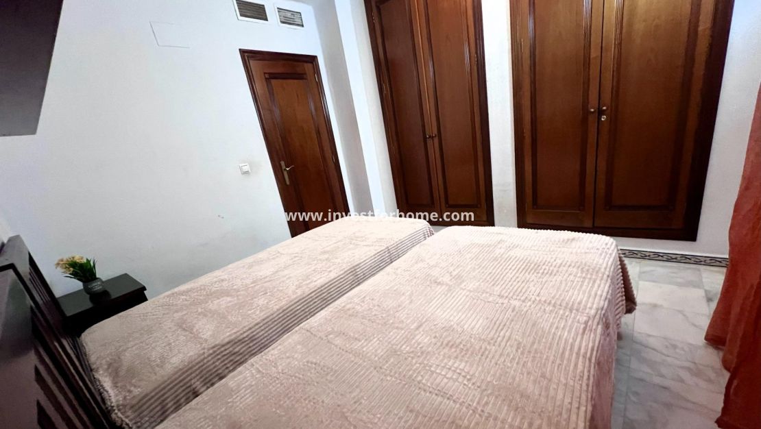 Försäljning - Lägenhet - Torrevieja - Playa de los Locos