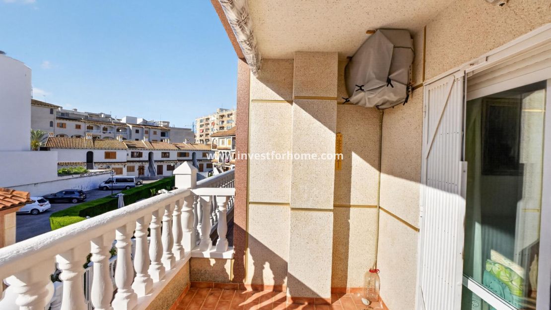 Försäljning - Lägenhet - Torrevieja - Playa de los Locos