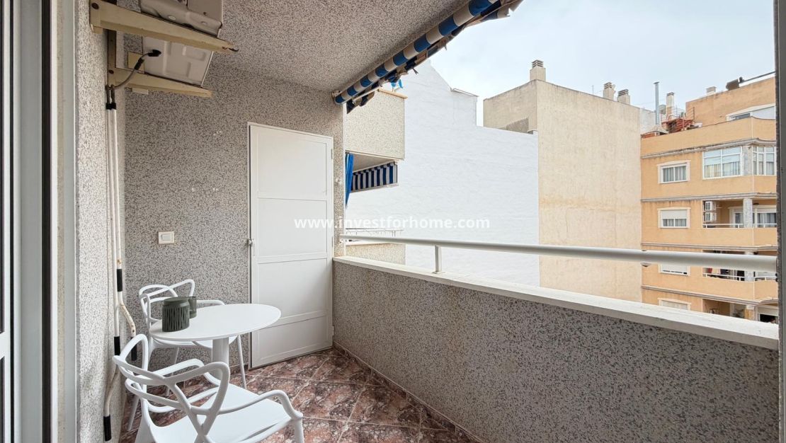 Försäljning - Lägenhet - Torrevieja - Playa de los Locos