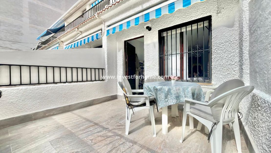 Försäljning - Lägenhet - Torrevieja - Playa de los Locos