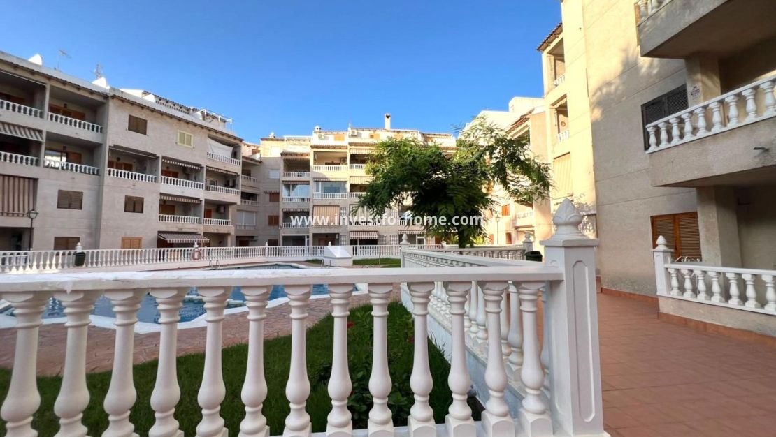 Försäljning - Lägenhet - Torrevieja - Playa de los Locos