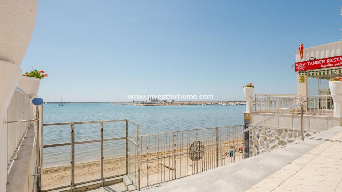 Försäljning - Lägenhet - Torrevieja - Playa del Acequión
