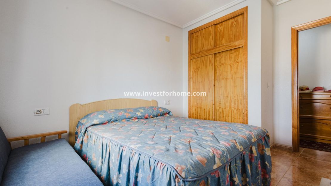 Försäljning - Lägenhet - Torrevieja - Playa del Acequión