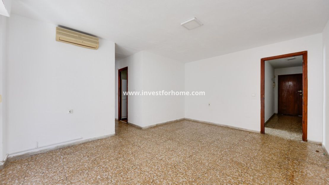 Försäljning - Lägenhet - Torrevieja - Playa del Acequión