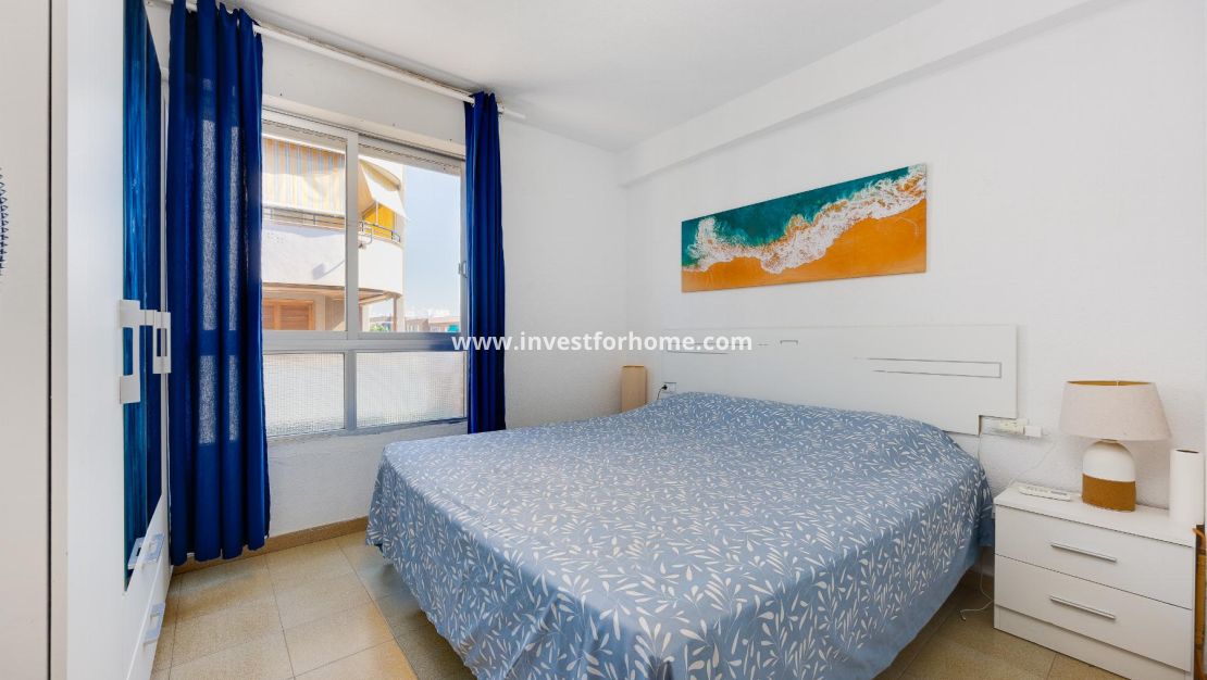 Försäljning - Lägenhet - Torrevieja - Playa del Acequión