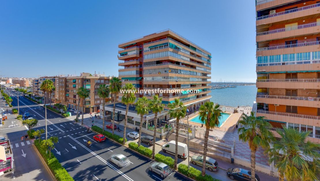 Försäljning - Lägenhet - Torrevieja - Playa del Acequión