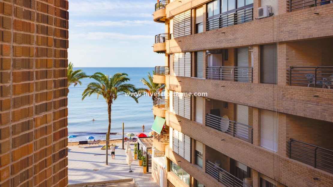 Försäljning - Lägenhet - Torrevieja - Playa del Cura