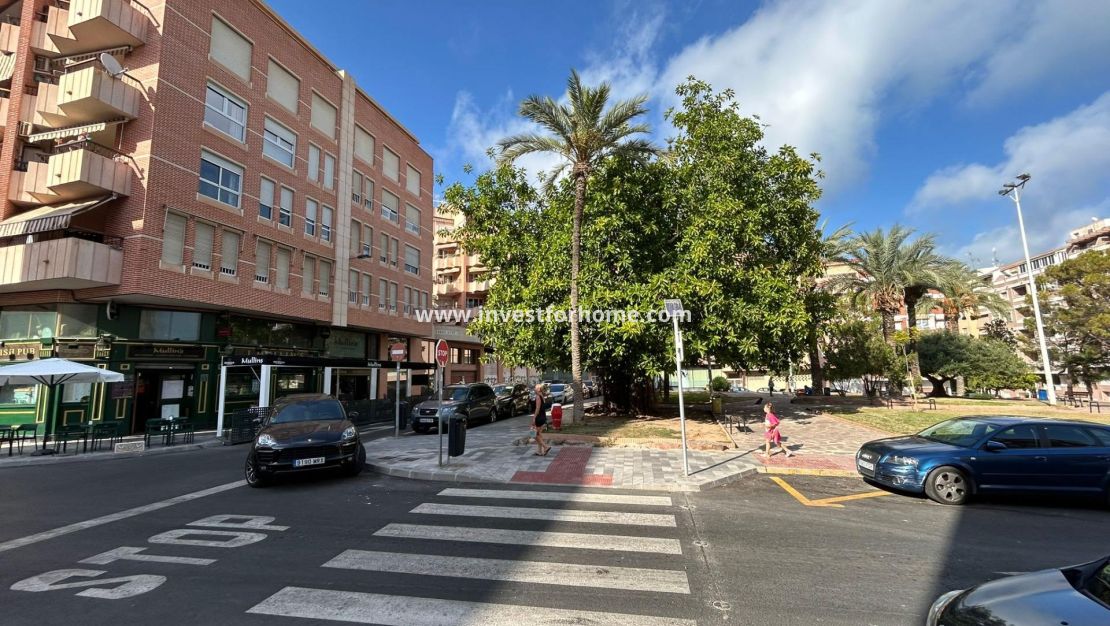 Försäljning - Lägenhet - Torrevieja - Playa del Cura