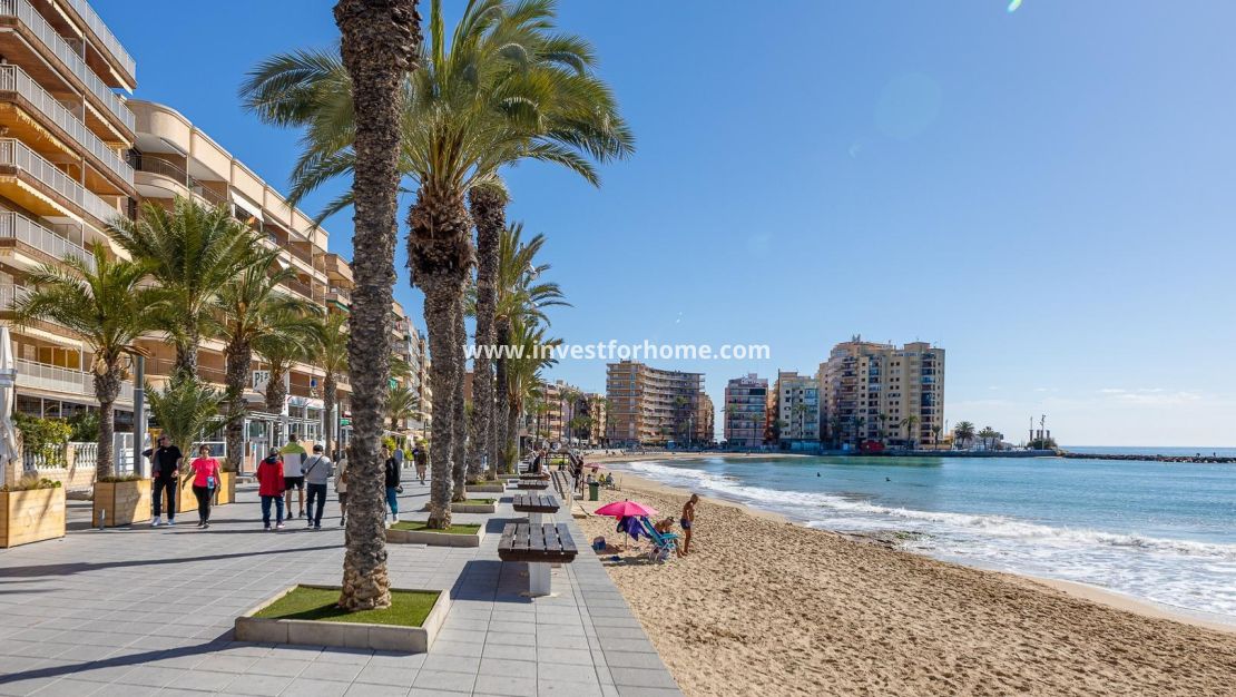 Försäljning - Lägenhet - Torrevieja - Playa del Cura