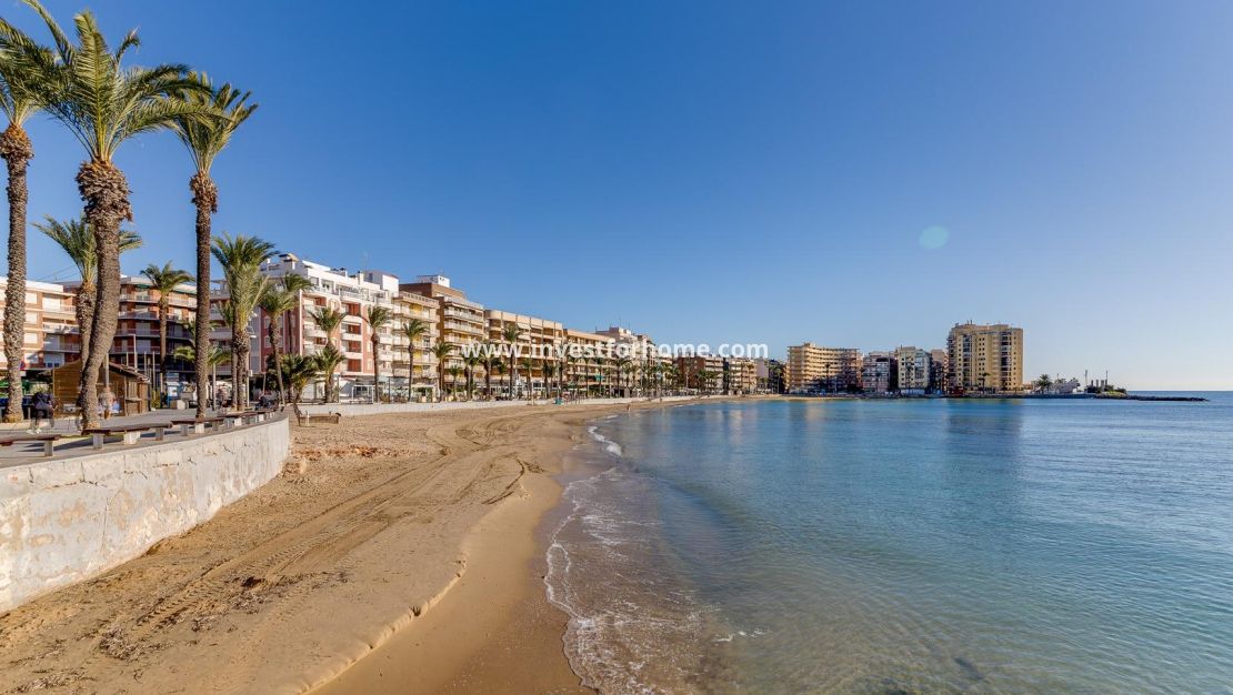 Försäljning - Lägenhet - Torrevieja - Playa del Cura