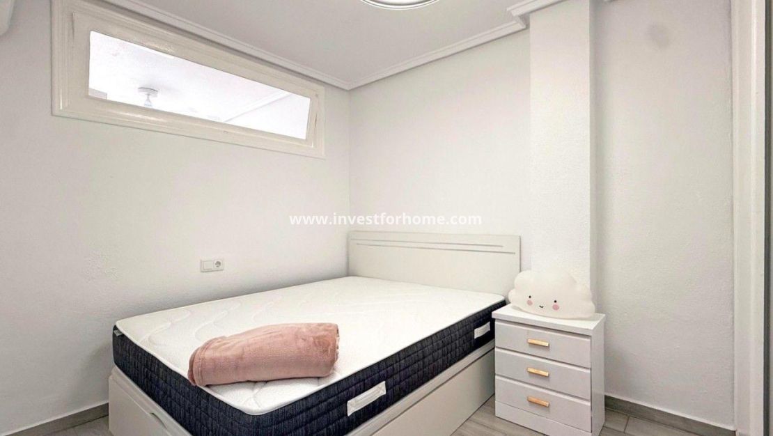 Försäljning - Lägenhet - Torrevieja - Playa del Cura