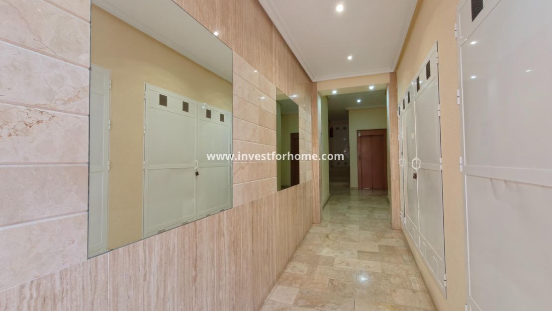 Försäljning - Lägenhet - Torrevieja - Playa del Cura