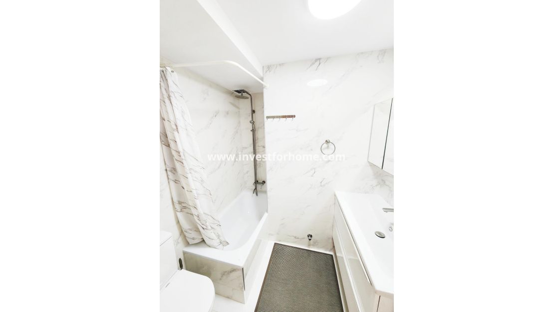 Försäljning - Lägenhet - Torrevieja - Playa del Cura