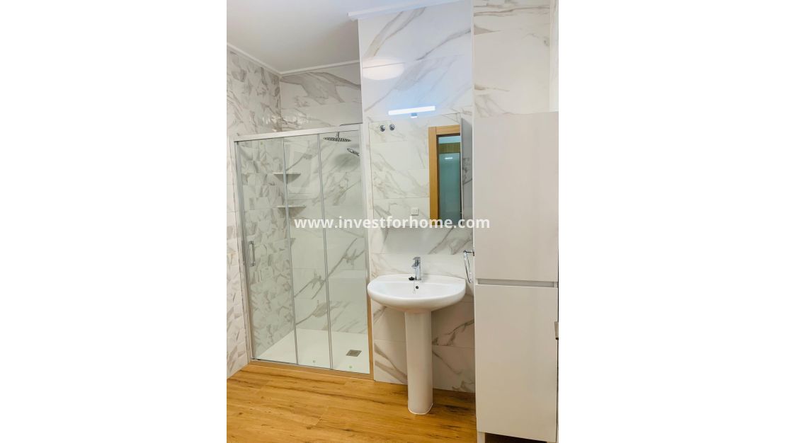 Försäljning - Lägenhet - Torrevieja - Playa del Cura