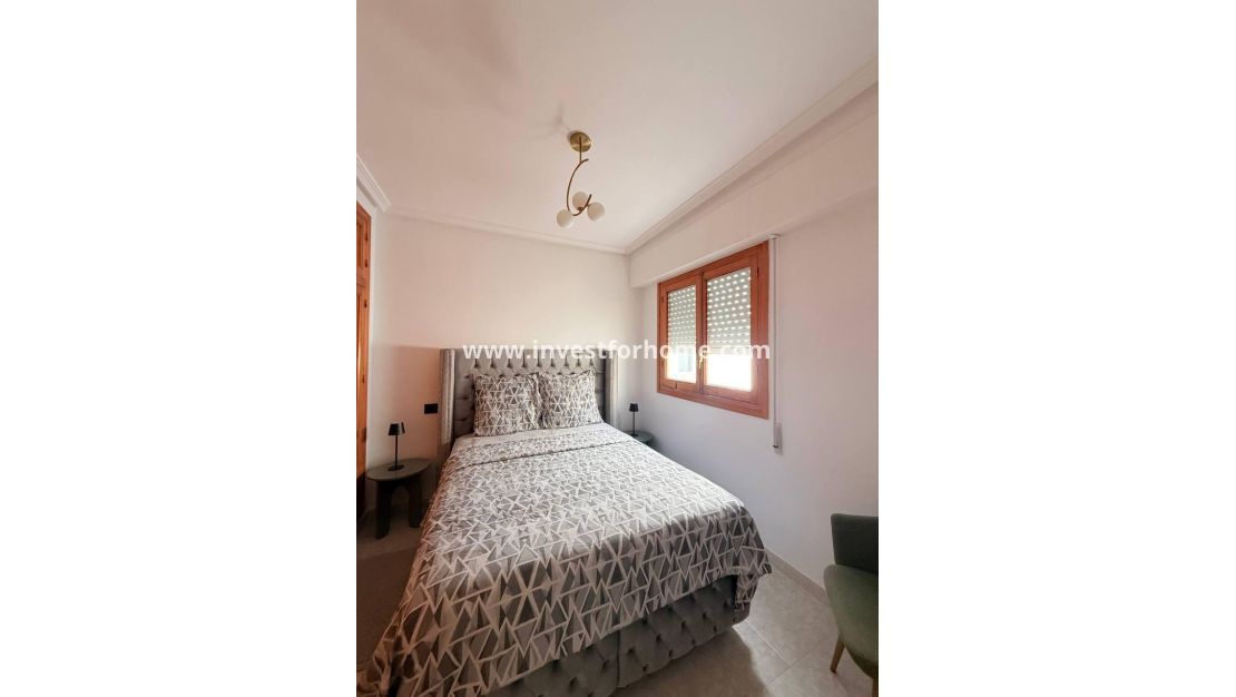 Försäljning - Lägenhet - Torrevieja - Playa del Cura