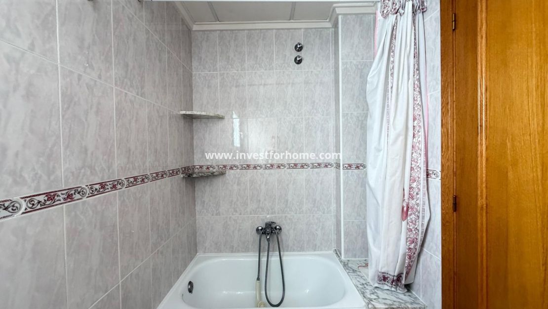 Försäljning - Lägenhet - Torrevieja - Playa del Cura