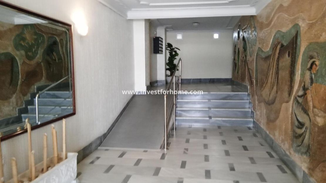 Försäljning - Lägenhet - Torrevieja - PLAYA LOS LOCOS